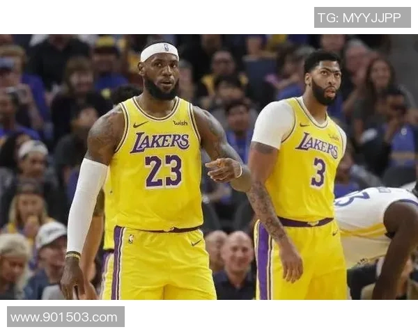 NBA季后赛球队阵容深度分析与替补表现评估探讨